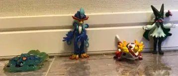 몬코레 테라파고스, 라우드본, 웨이니발, 마스카냐 4체 세트