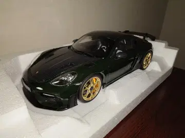 노레브 1/18 포르쉐 카이맨 GT4 RS 브루스터 그린