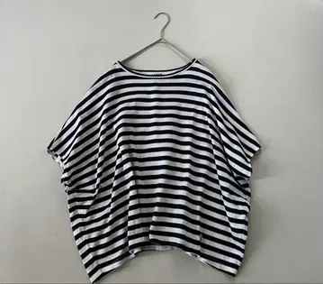 LA MARINE FRANCAISE 마린프랑세즈 여유로운 보더