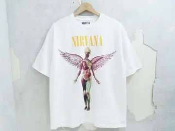 미품 FREAK'S STORE NIRVANA IN UTERO 티셔츠