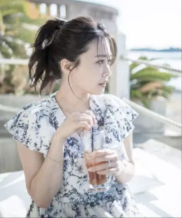 ayakoi 플라워 티어드 원피스