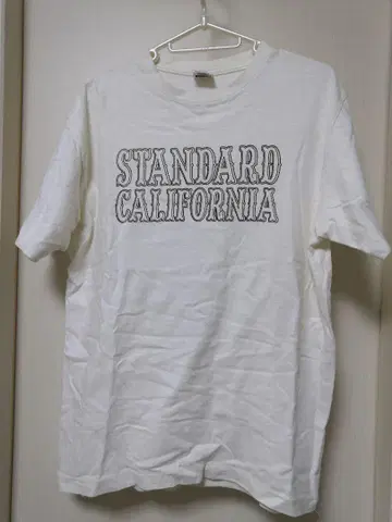 STANDARD CALIFORNIA x HTC 티셔츠