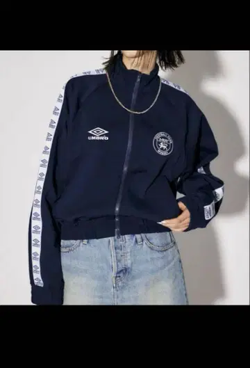UMBRO MOUSSY 네이비 집업 후드티