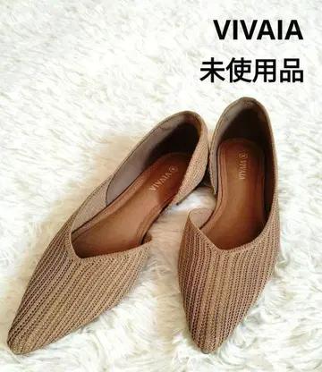 [미사용품] VIVAIA 스틸레토 V컷 플랫슈즈 36
