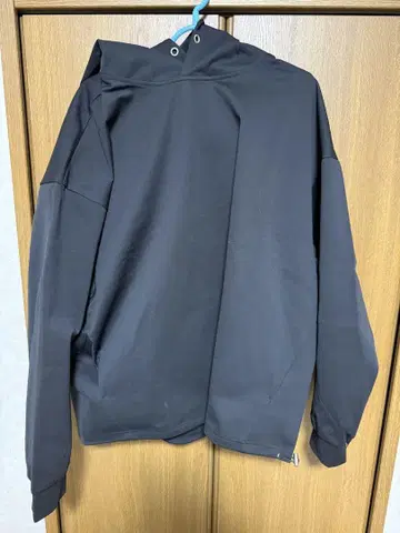 carorie HEAVY PONTE HOODIE BLACK L 사이즈