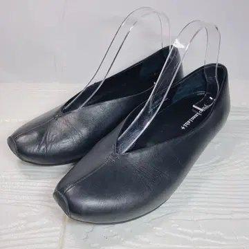 yuko imanishi+ 유코이마니시 24cm V컷 천연 가죽 블랙