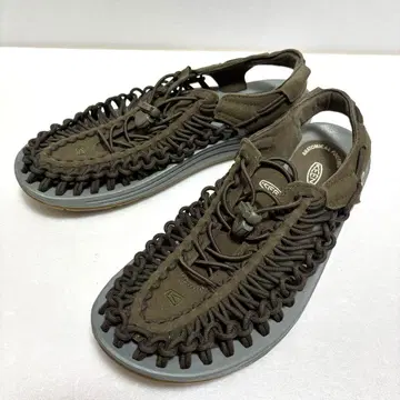 [새상품급] KEEN 킨 유니크 카키 샌들 26.5cm