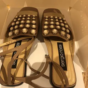세르지오로시 비쥬 샌들 베이지