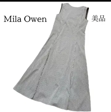 Mila Owen 체크 무늬 슬리브리스 원피스