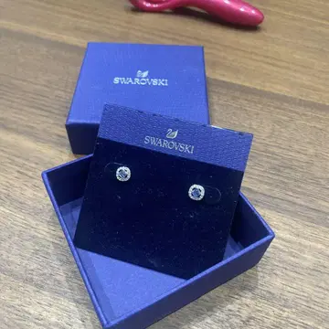 Swarovski 귀걸이