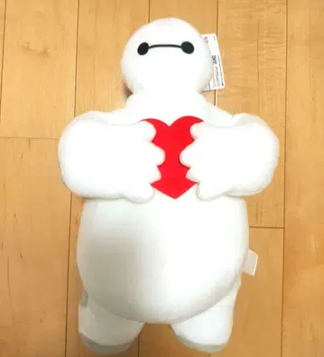 [미사용 새상품] 베이맥스 하트를 꽉 껴안은 봉제 인형 백팩