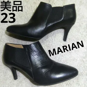 새상품급 MARIAN 블랙 사이드고어 천연 가죽 부티 36 (23cm)