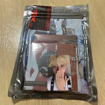 ONEUS MAIN ver. 미개봉 새상품 환웅 트레이딩 카드 포함