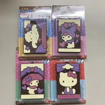 산리오 캐릭터 파키 미러 4개 세트