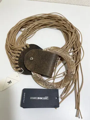 BERGE 가죽 벨트 이탈리아제 프린지