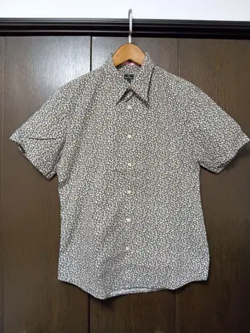 새상품급 Paul Smith 폴스미스 플라워 프린트 셔츠