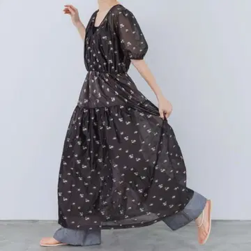 KBF 시어 자카드 원피스