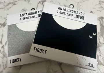유니클로 T1 BOXY 박스 T 안야 힌드마치 3XL 2점 2