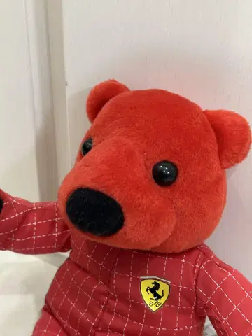 레어 페라리 Ferrari Bear with Checkered Flag