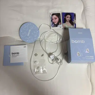 ILLIT bomb 커스텀 이어폰 세트