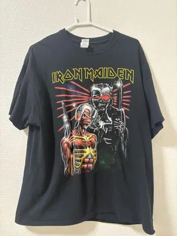 Iron Maiden 에디 그래픽 티셔츠 블랙