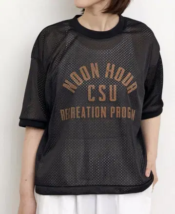 슈탕바움 MESH TEE
