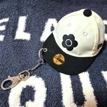 NEWERA x MARY QUANT 백참
