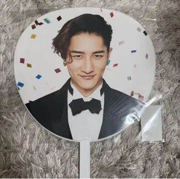 이와모토 히카루 부채