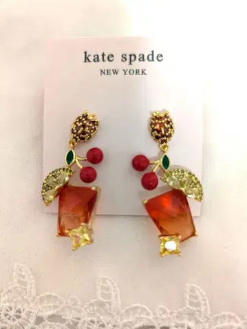 kate spade 플라워 & 후르츠 모티브 귀찌