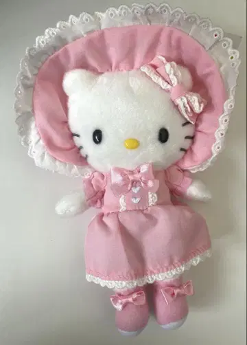 [택 포함 새상품] 헬로키티 전시회 봉제인형 마스코트 키링 프릴