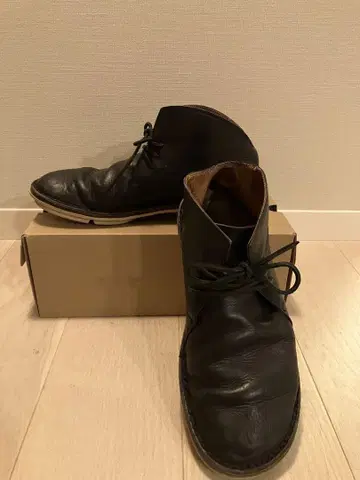 trippen / 블랙 가죽 처카 부츠 27cm