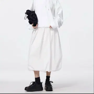컨디션 최상 ZARA 화이트 벌룬 스커트 외출 여행 인기 전체 밴딩