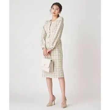 [완판템] 로얄 파티 ROYAL PARTY 아이보리 체크 무늬 드레스