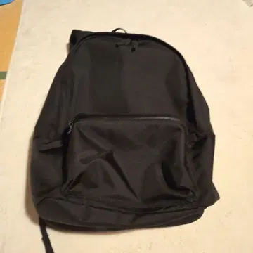 Wesley 백팩