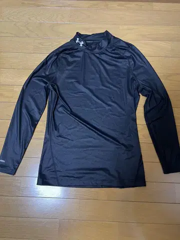 Under Armour ISO-CHILL 블랙 긴팔 셔츠 S 사이즈