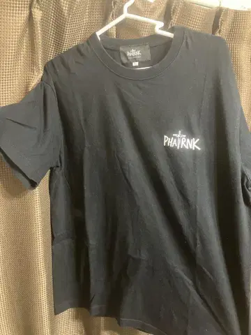 PHATRNK 로고 블랙 T셔츠