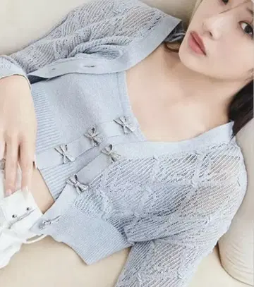 SNIDEL 리본 비쥬 버튼 뷔스티에