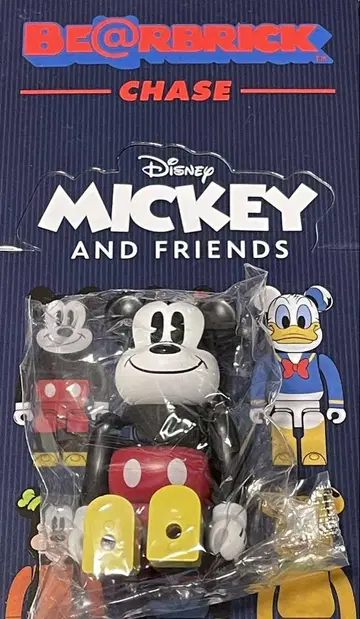 베어브릭 CHASE Mickey and Friends 미키마우스