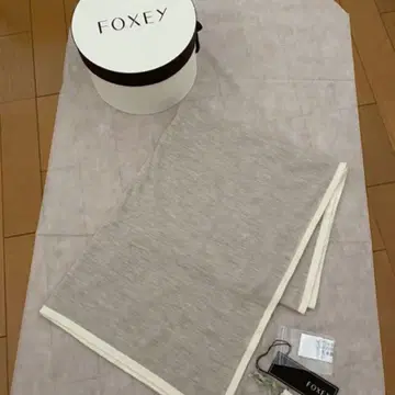 폭시 포기 스트 롤.