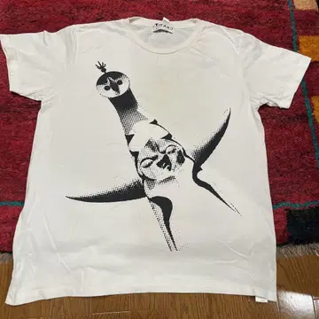 TARO 블랙 그래픽 프린트 화이트 T셔츠