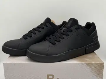 [ On ] THE ROGER Advantage Black 27.5cm