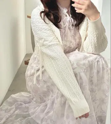 evelyn UV 리본 볼레로 화이트