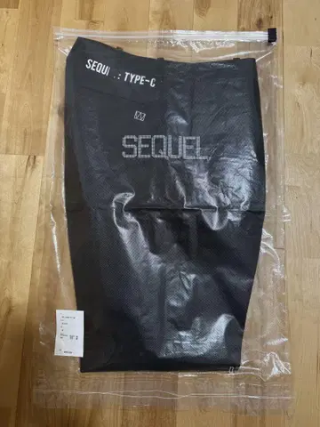 WEEKEND SEQUEL 치노 크롭 type-cp M