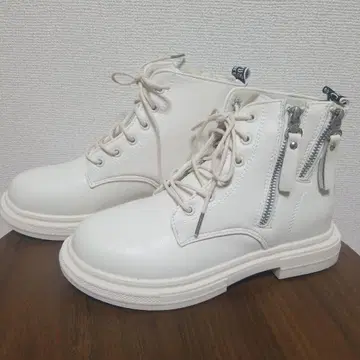 레이스업 부츠 숏 화이트 22.5cm