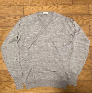 JOHN SMEDLEY Bobby V넥 스웨터 M