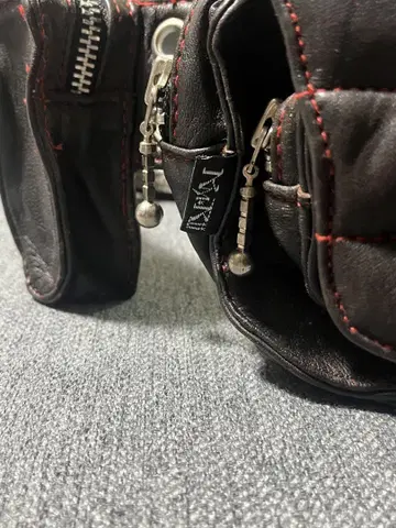 kmrii west porch vintage 00s