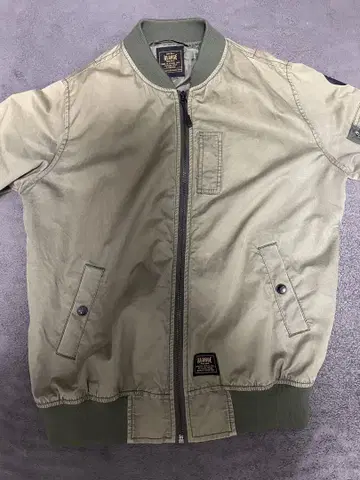 XLARGE MA-1 플라이트 자켓 올리브
