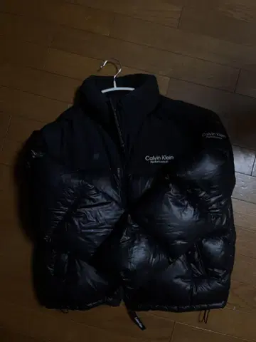 Calvin Klein Performance 블랙 다운 재킷 M