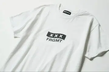 M GOD SELECTION xxx FRAGMENT 티셔츠 화이트 콜라보