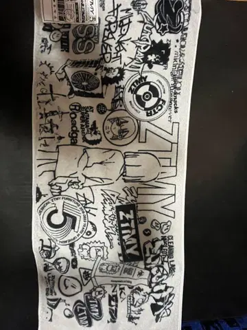 계속 한밤중이면 좋을 텐데 5주년 기념 타월
